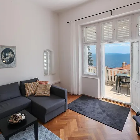 Splendid View Apartment Abbázia Kültér fotó